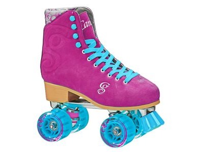 Candi Girl Carlin Skates Berry