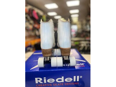 Riedell Legacy 336 US8 / UK6.5  Womens, Wide ONLY click to zoom image